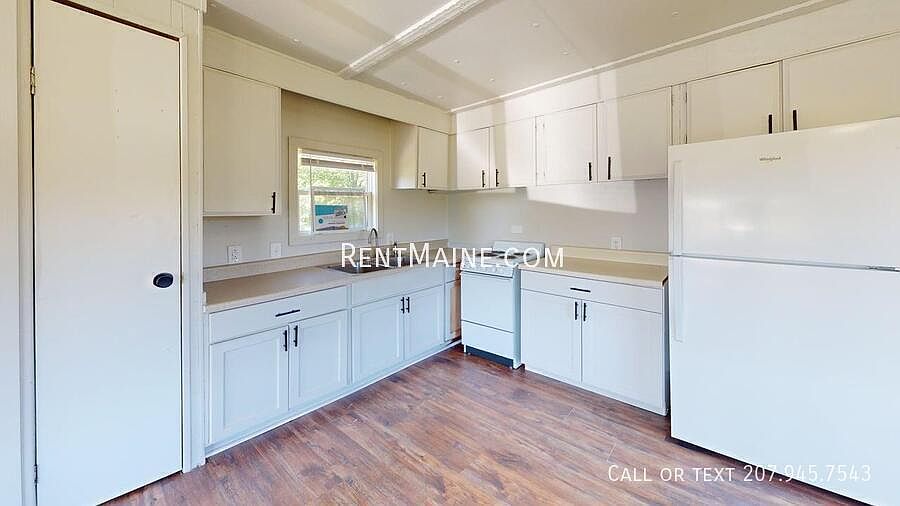 1st image of 50 Pond Rd