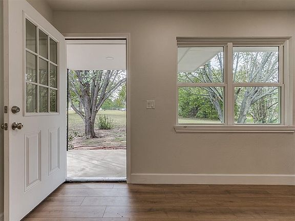 3rd image of 1001 Mitchell Rd
