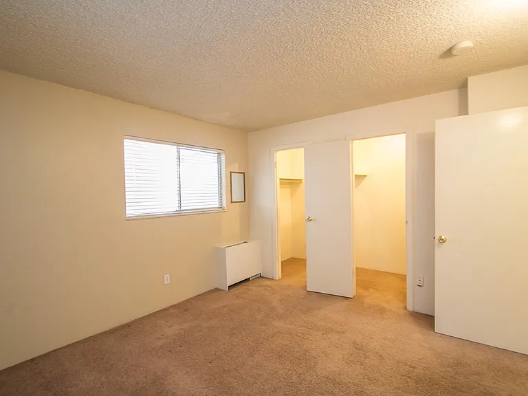 3161 Madison Ave — Photo 31