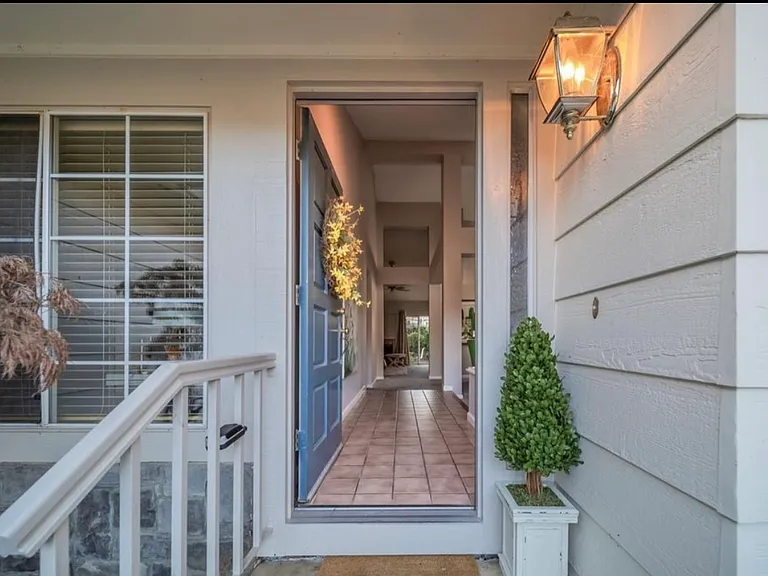 3309 Colonial Ct — Photo 18