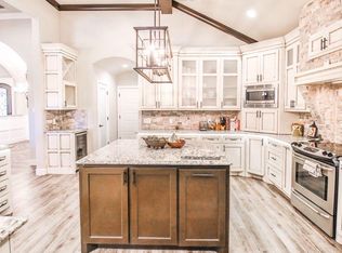 2102 100th St, Lubbock, TX 79423