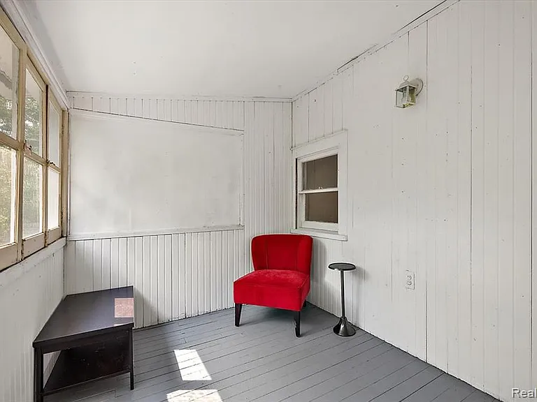 529 Hawthorn Ave — Photo 54