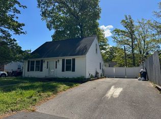 107 Ralph Rd, Glen Burnie, MD 21060