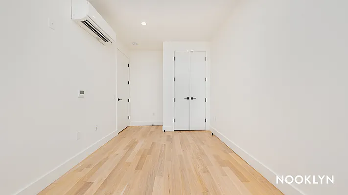 Rented by Nooklyn NYC LLC | media 57