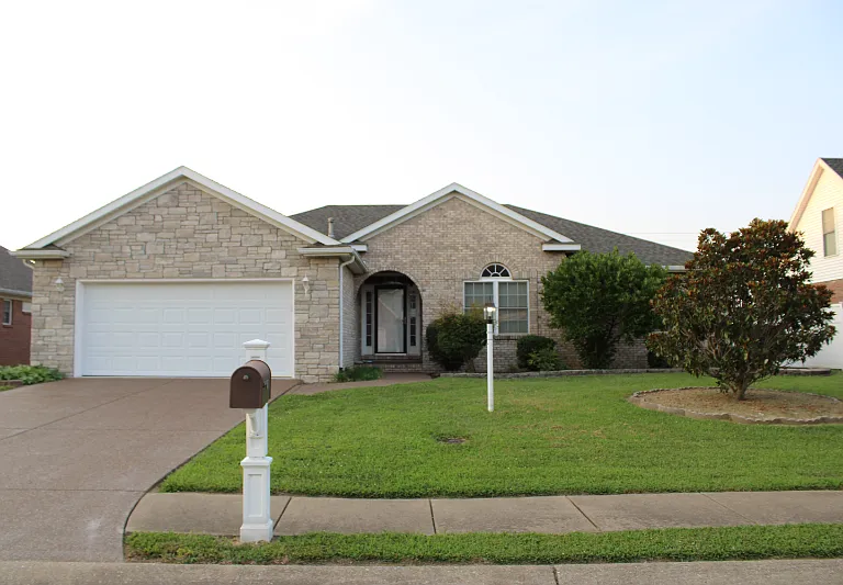 4504 Langly Ct — Photo 1