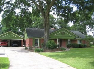 521 W Hufsmith Rd, Tomball, TX 77375