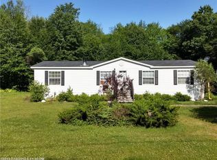 54 Memory Ln, Manchester, ME 04351