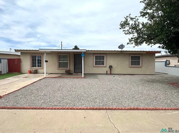1012 W Laughlin Dr, Hobbs, NM 88240