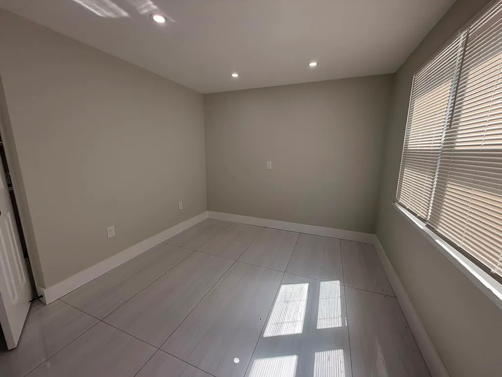 3 bed, $2,150 — Photo 4
