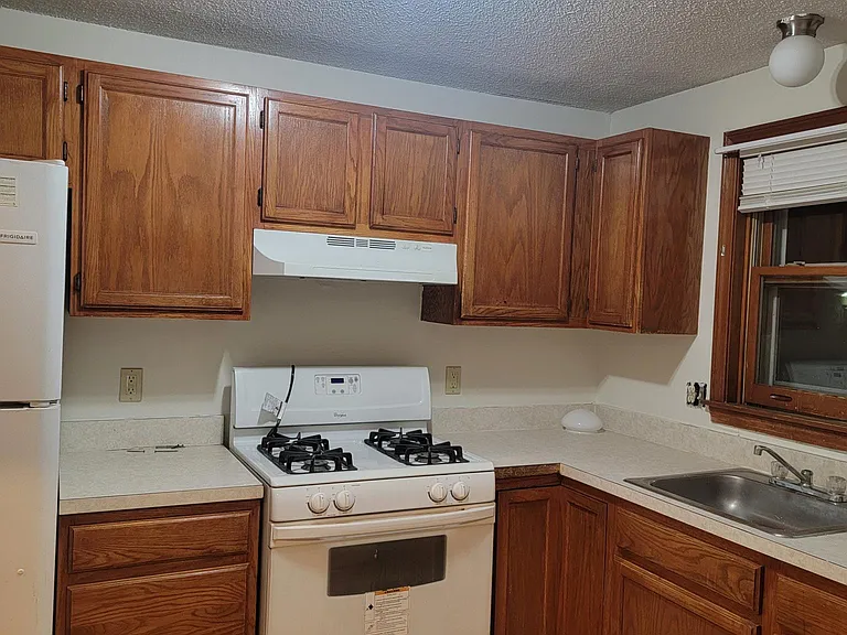 151 Bellevue St #2 — Photo 2