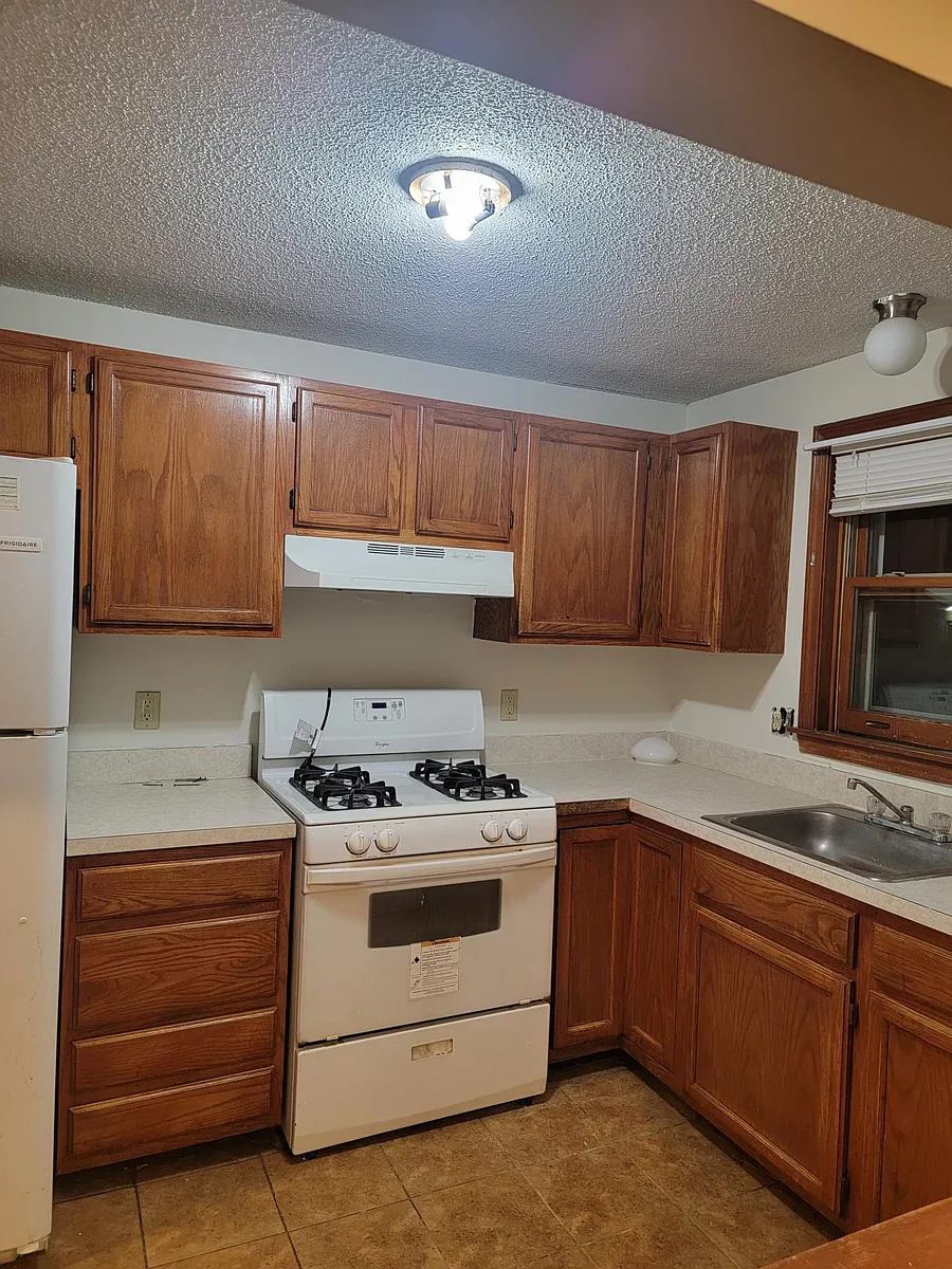 Building Photo - 151 Bellevue St #2