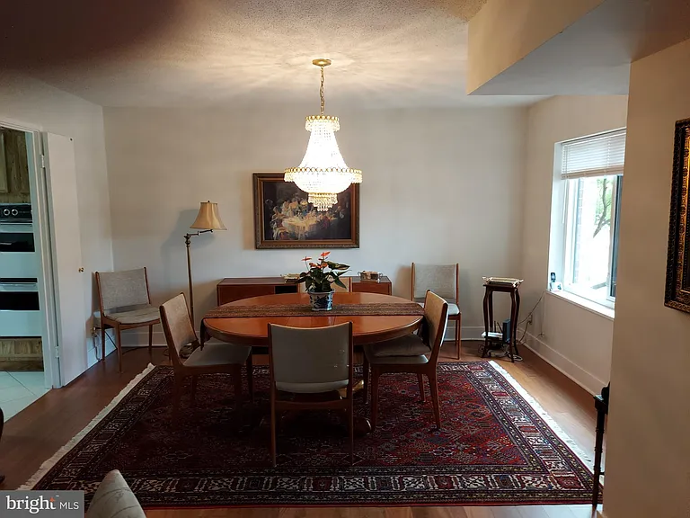 8340 Greensboro Dr #221 — Photo 5