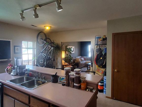 2nd image of 1703 N Arlington Pl #B