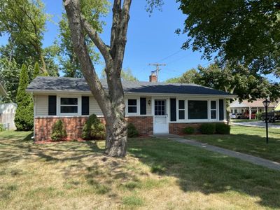 2403 Elmwood St, Port Huron, MI, 48060