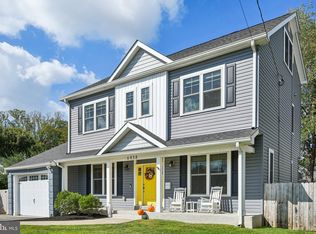 6938 Weston Rd, Falls Church, VA 22042