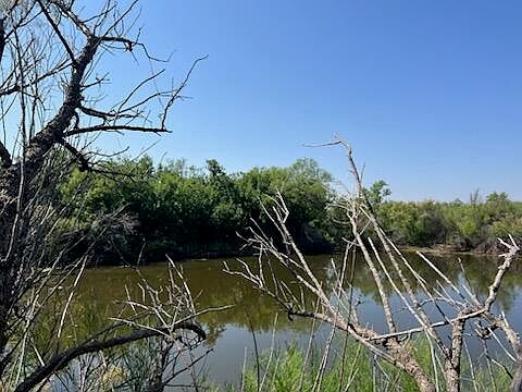 4th image of Ab 304 Sec 1225 El & Rr