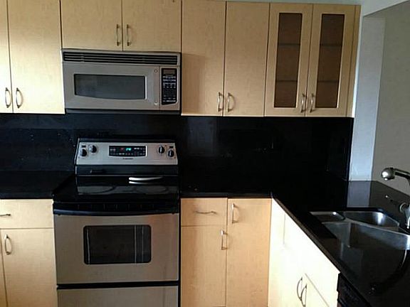 2nd image of 20735 NE 8th Ct #20212