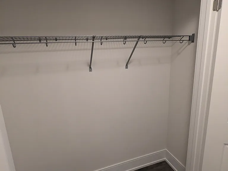 193 Rowe St #BASEMENT — Photo 13