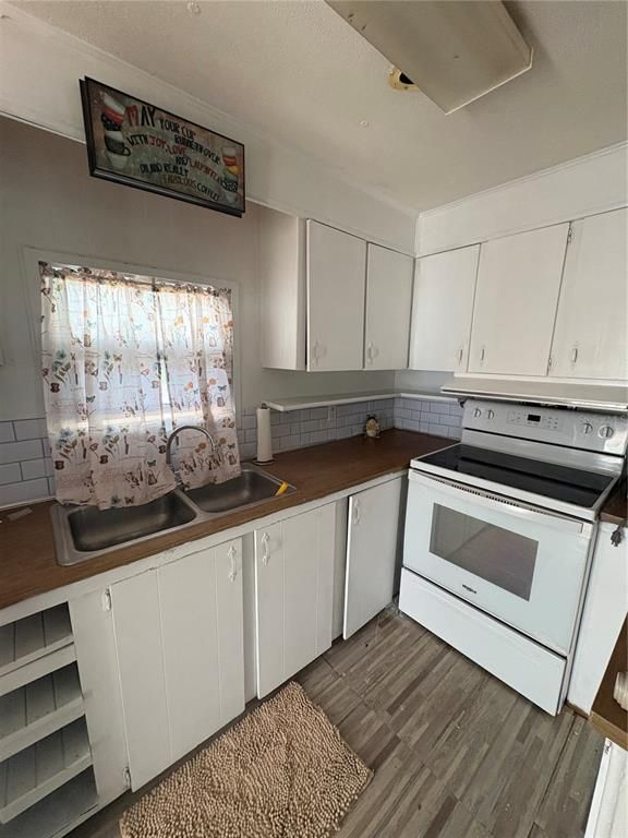 5410 Betmar Dr, Zephyrhills, FL - More