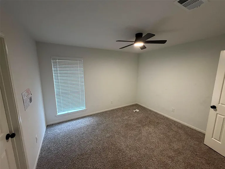 2644 Hadley Cir — Photo 17