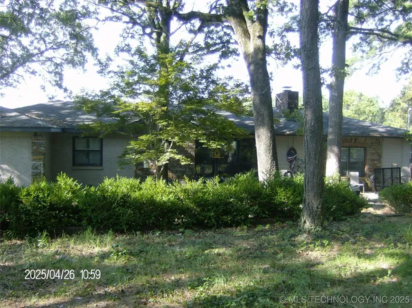 126 S Mockingbird Ln, Tahlequah, OK 74464