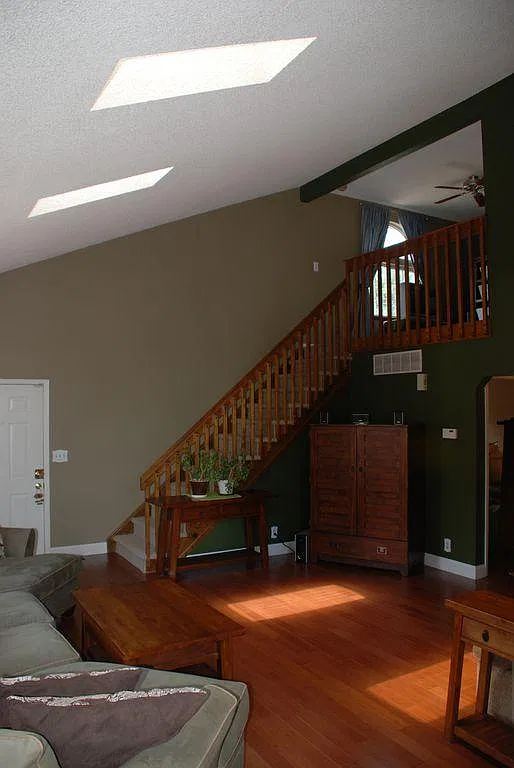 3 bed, 1402 sqft, $2,900 — Photo 2