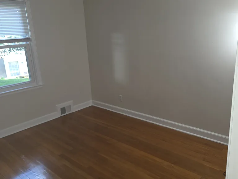 bedroom no.2