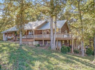 747 Amanda Dr, Clever, MO 65631