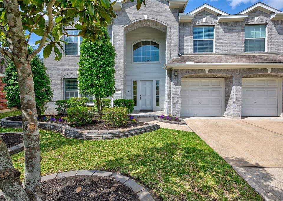 1st image of 1207 Blue Leaf Dr