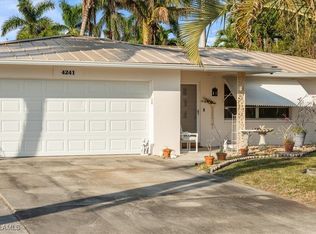 4241 Riverview Rd, Fort Myers, FL 33905
