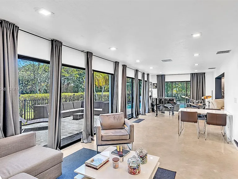 5602 S Travelers Palm Ln — Photo 38