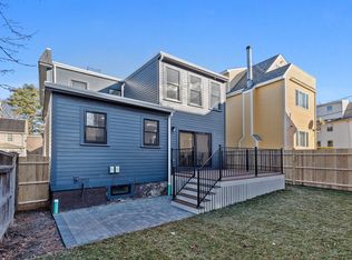 39 Sherman St #1, Cambridge, MA 02138