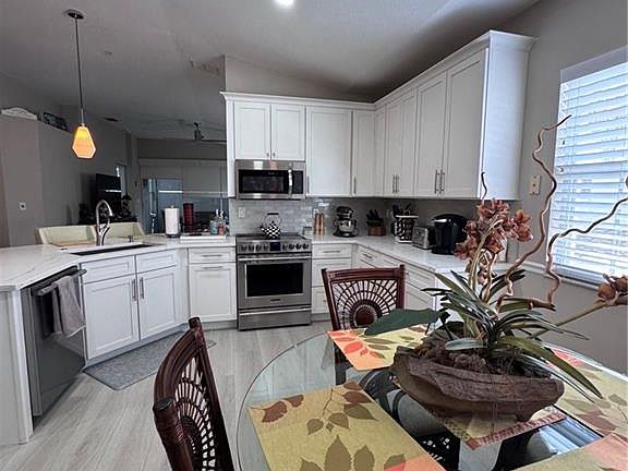 5th image of 6800 Satinleaf RD S #204
