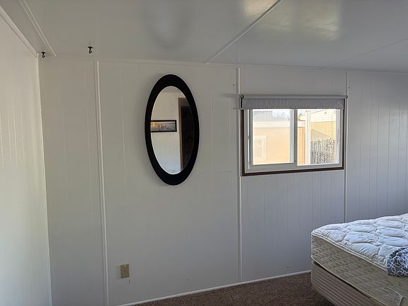 3rd image of 2000 Shetland Ln #2000S