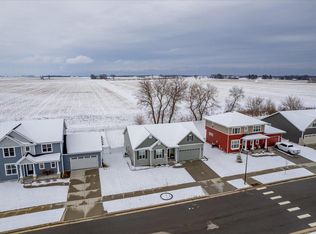561 S Musket Ridge Dr, Sun Prairie, WI 53590