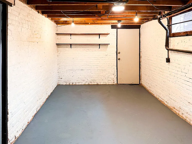 1423 N Josephine St — Photo 18