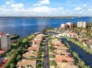 14760 Laguna Dr, Fort Myers, FL 33908