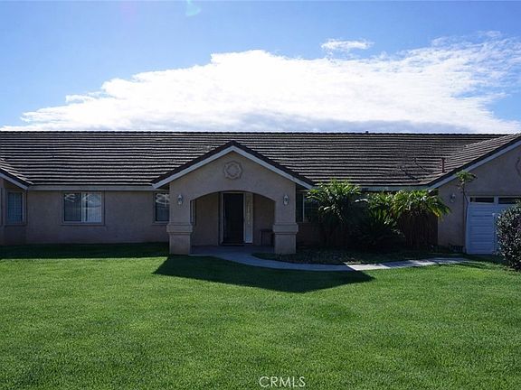 2nd image of 19095 Glenwood Ave