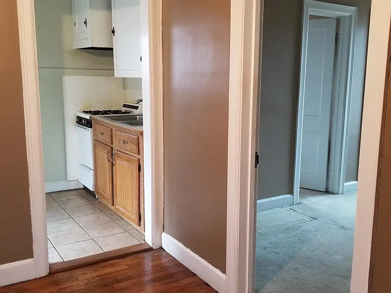 620 1/2 Highland Ave #620-1/2 — Photo 5
