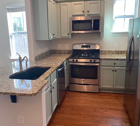 3rd image of 4955 W Liberty Park Cir