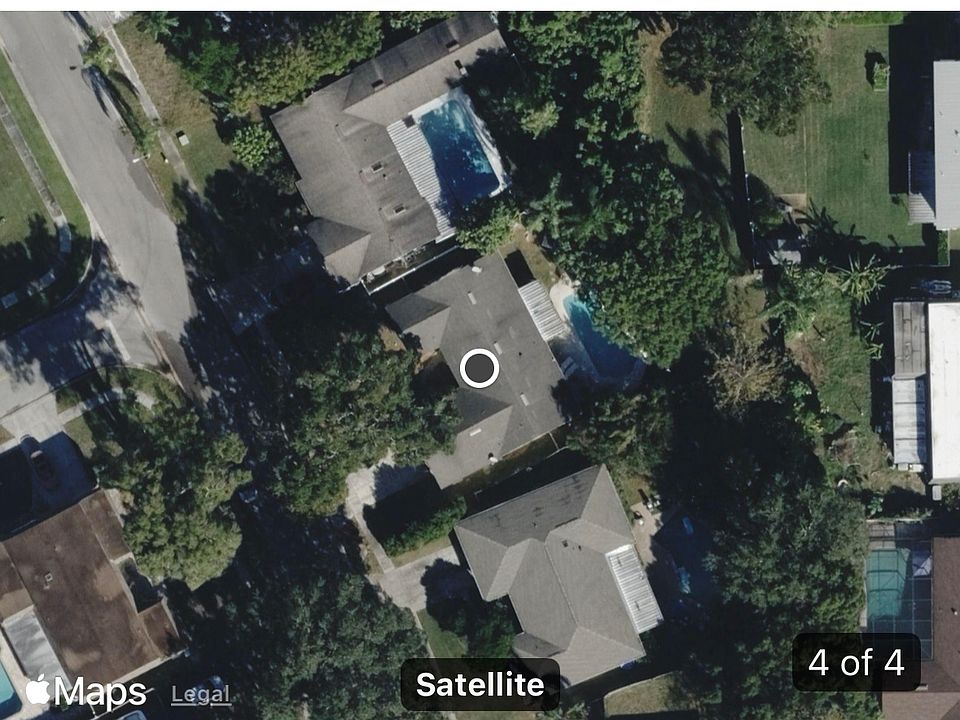 2nd image of 1941 Hewett Ln