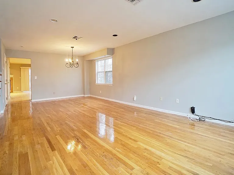 3 Daniella Ct #1 — Photo 2
