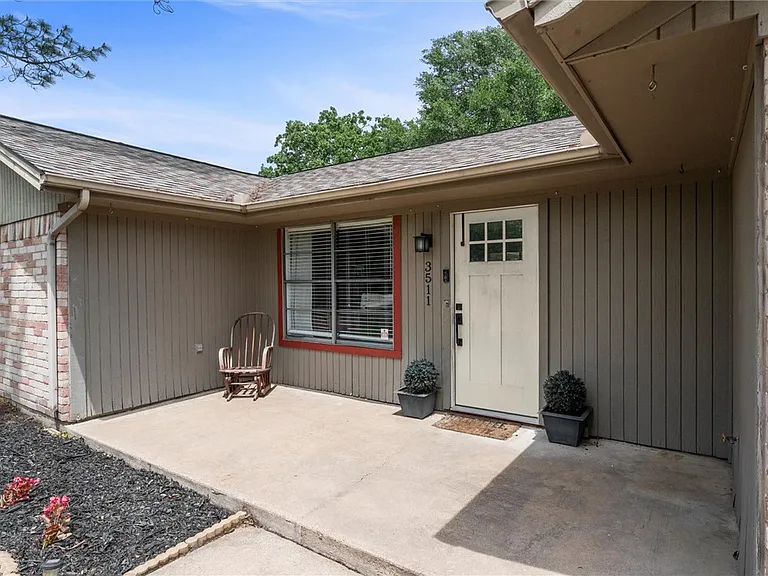 3511 Pecos Ct — Photo 4