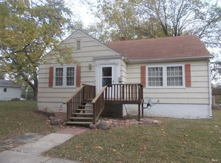 202 N 9th St, Albany, MO 64402
