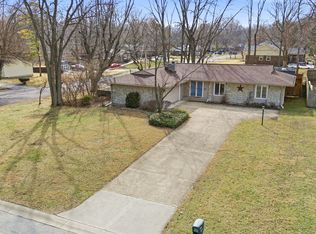 300 Sunset Blvd, Greenwood, IN 46142