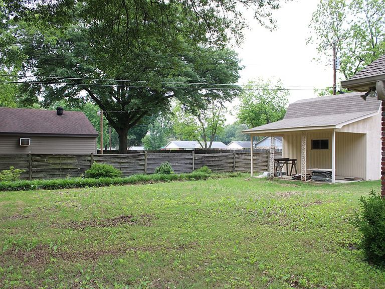 Listing photo 4