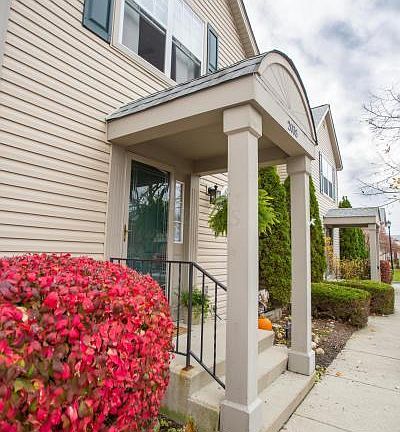 3rd image of 2038 Burbridge Ln