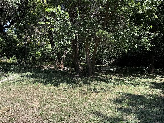 5th image of 12001 Woodway Dr