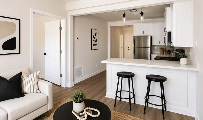 2 bed, 1.0 bath, $650 — Photo 2