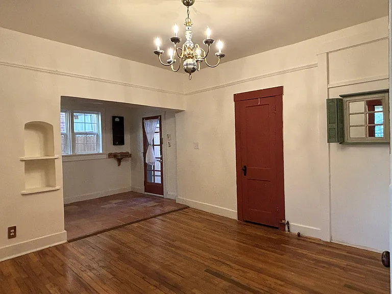 224 W Mountain Ave #B — Photo 1